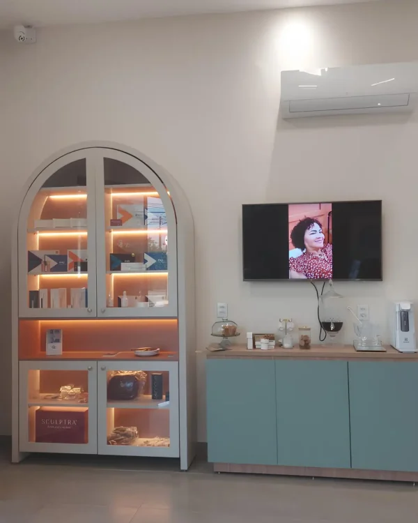 Estrutura completa da Clínica Além do Olhar Atibaia, oferecendo tratamentos estéticos com excelência